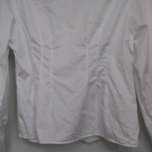 Fitted French Connection button down blouse - Picture 5 of 5